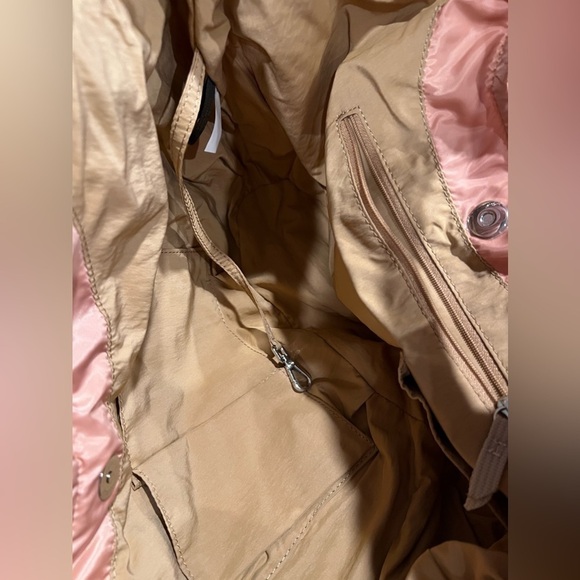 New VINCE CAMUTO NYLON HARLO TOTE - Picture 7 of 8